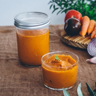 Tomato and carrot sauce